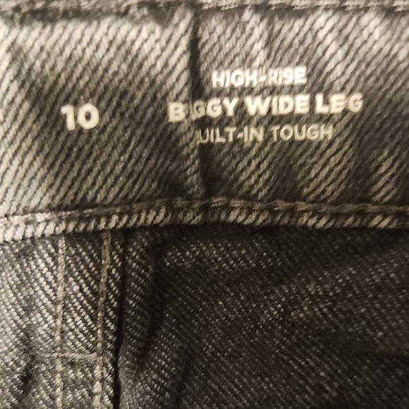 Old Navy Charcoal Wide Leg Jeans - Picture 6 of 15